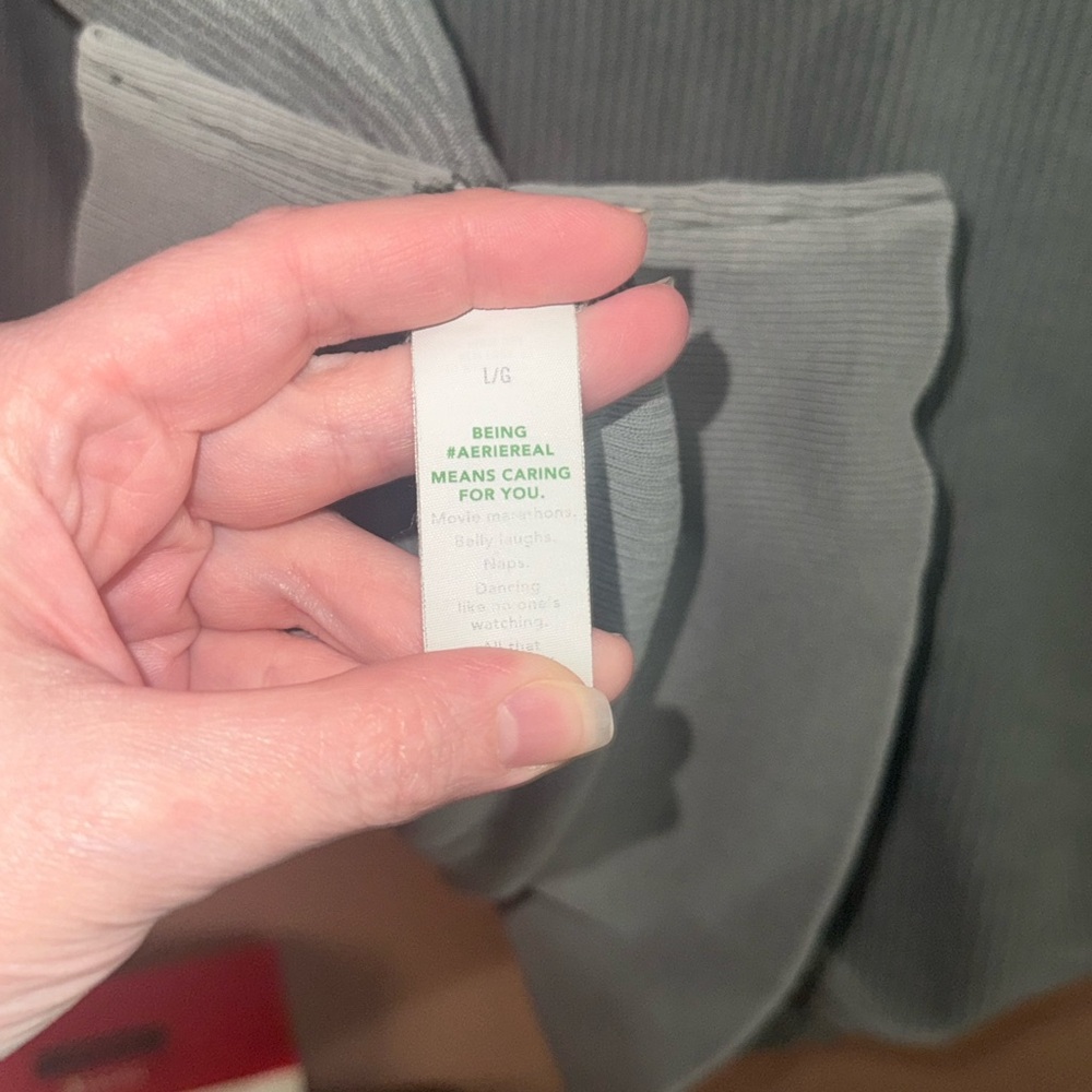 Aerie Women's Ribbed Sweater in Olive Green with Hood - Picture 5 of 5
